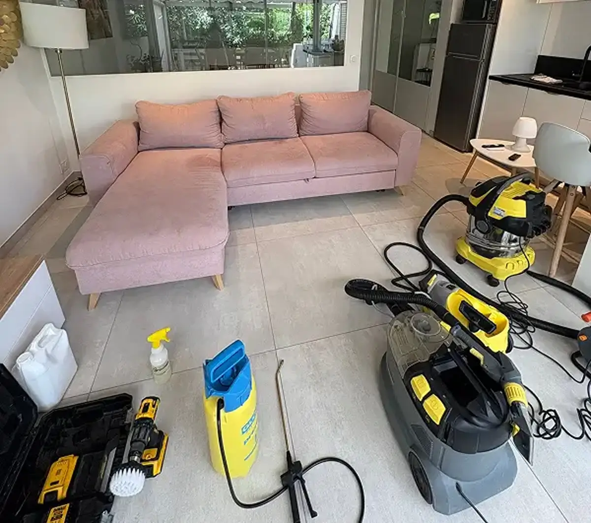 Nettoyage et désinfections de mobiliers textiles