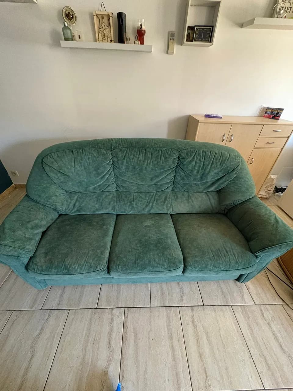 Résulat vue complète de ce canapé nettoyé et désinfecté au Grau d'Agde - Eco Clean Up 35 Agde