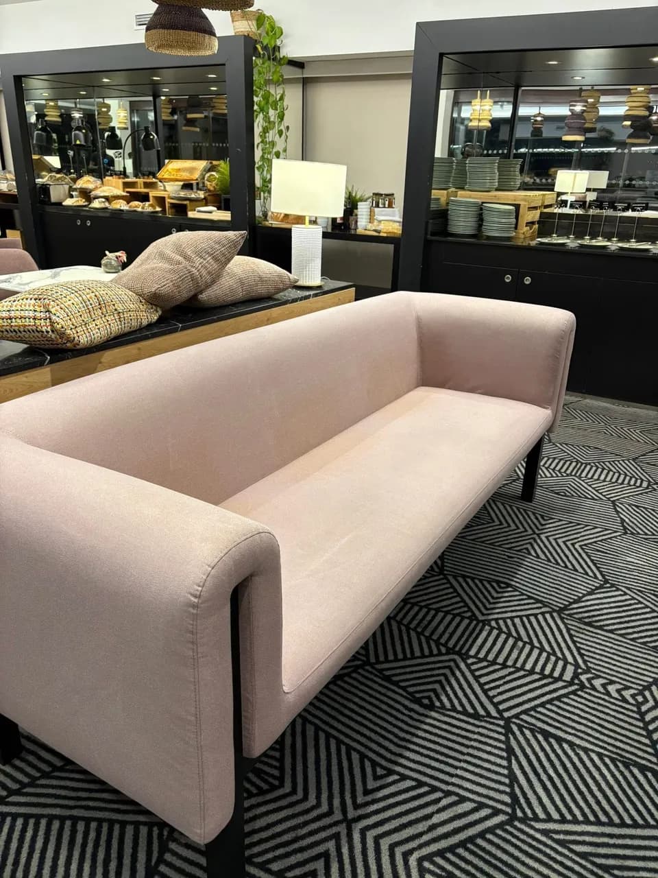 Après nettoyage et désinfection professionnelle de ce canapé à Montpellier - Eco Clean Up 34