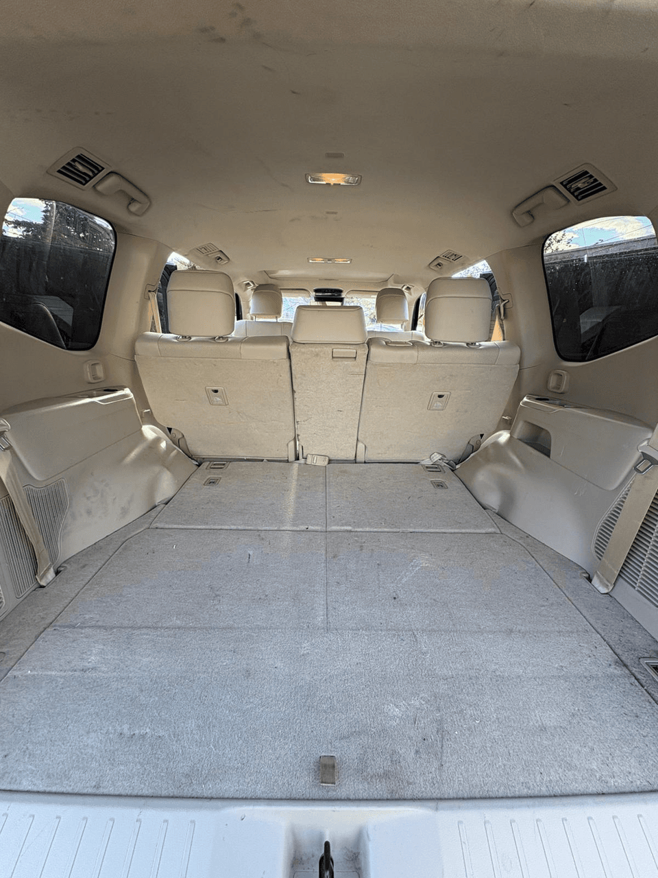 Nettoyage intérieur professionnel Coffre Toyota Land Cruiser Cap d'Agde - Avant - Eco Clean up 34 - Hérault