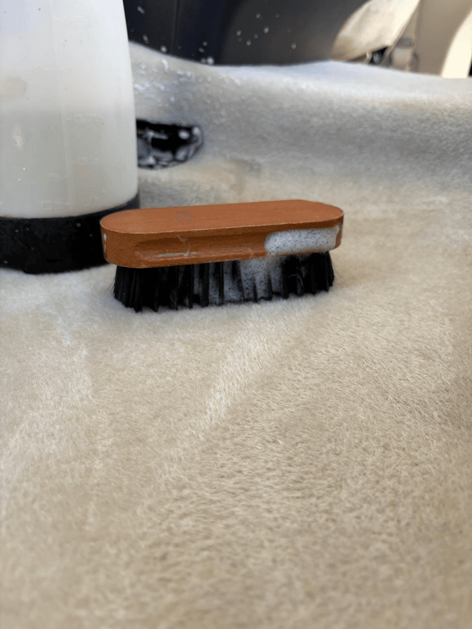 Nettoyage intérieur professionnel Tapis et Moquettes Toyota Land Cruiser Cap d'Agde - Après - Eco Clean up 34 - Hérault