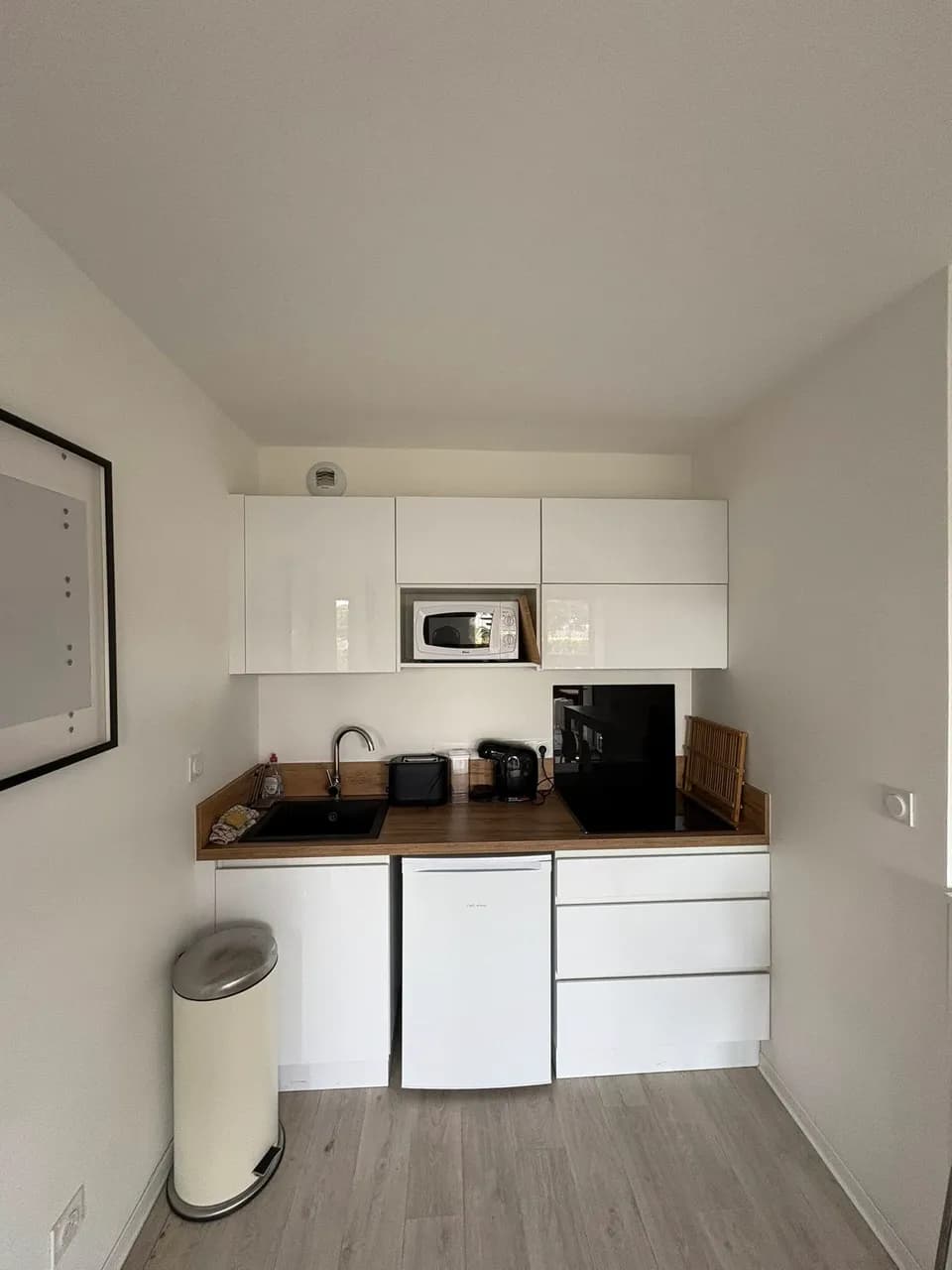 Nettoyage et entretien professionnel d'un appartement au Cap d'Agde - Eco Clean Up 34 - Cuisine