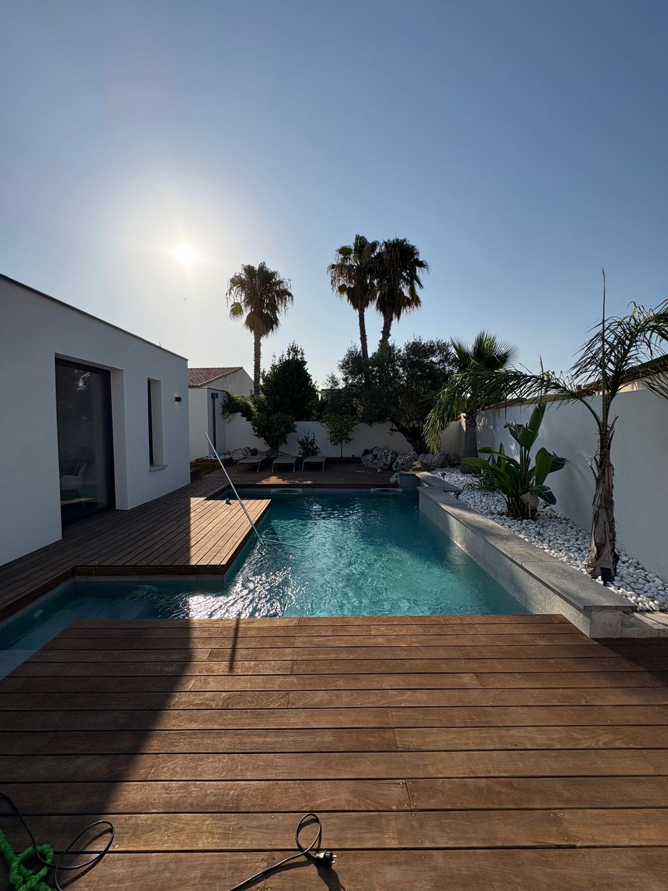     Nettoyage professionnel d’une terrasse à Agde