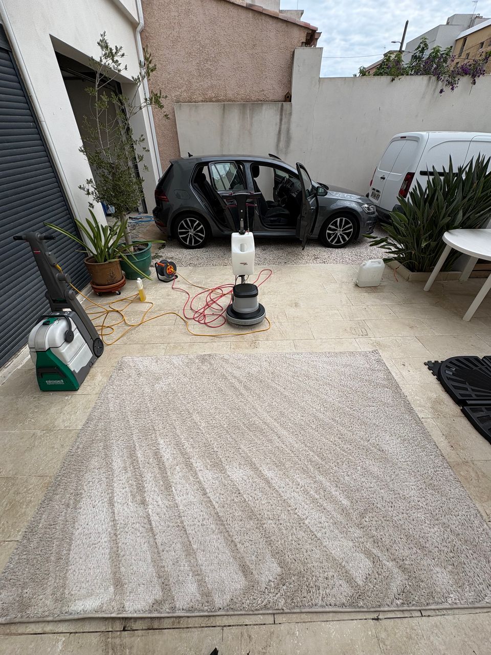 Nettoyage des salissures sur tapis au Grau-d’Agde