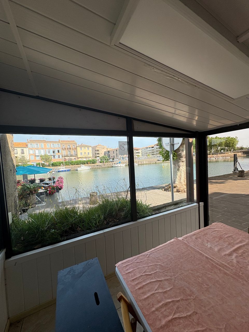 Nettoyage professionnels des vitres à sète