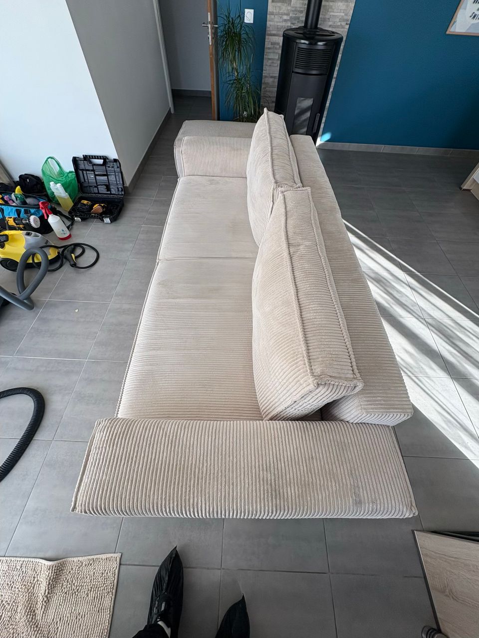 Nettoyage de canapé à serignan 