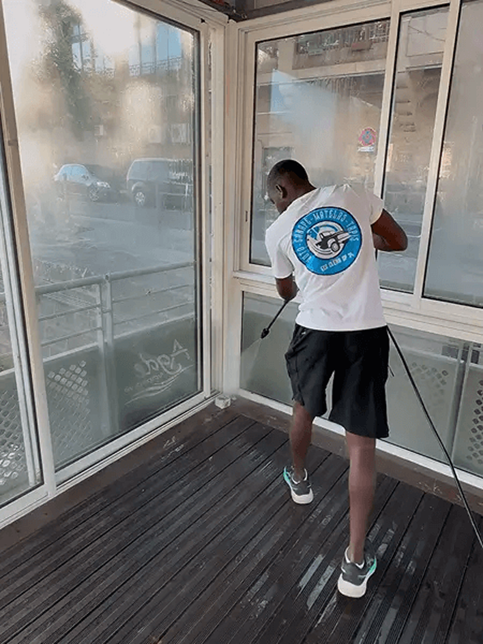 Matériel professionnel et produits écologiques Eco Clean Up 34 Hérault - entreprise de Nettoyage et entretien professionnel