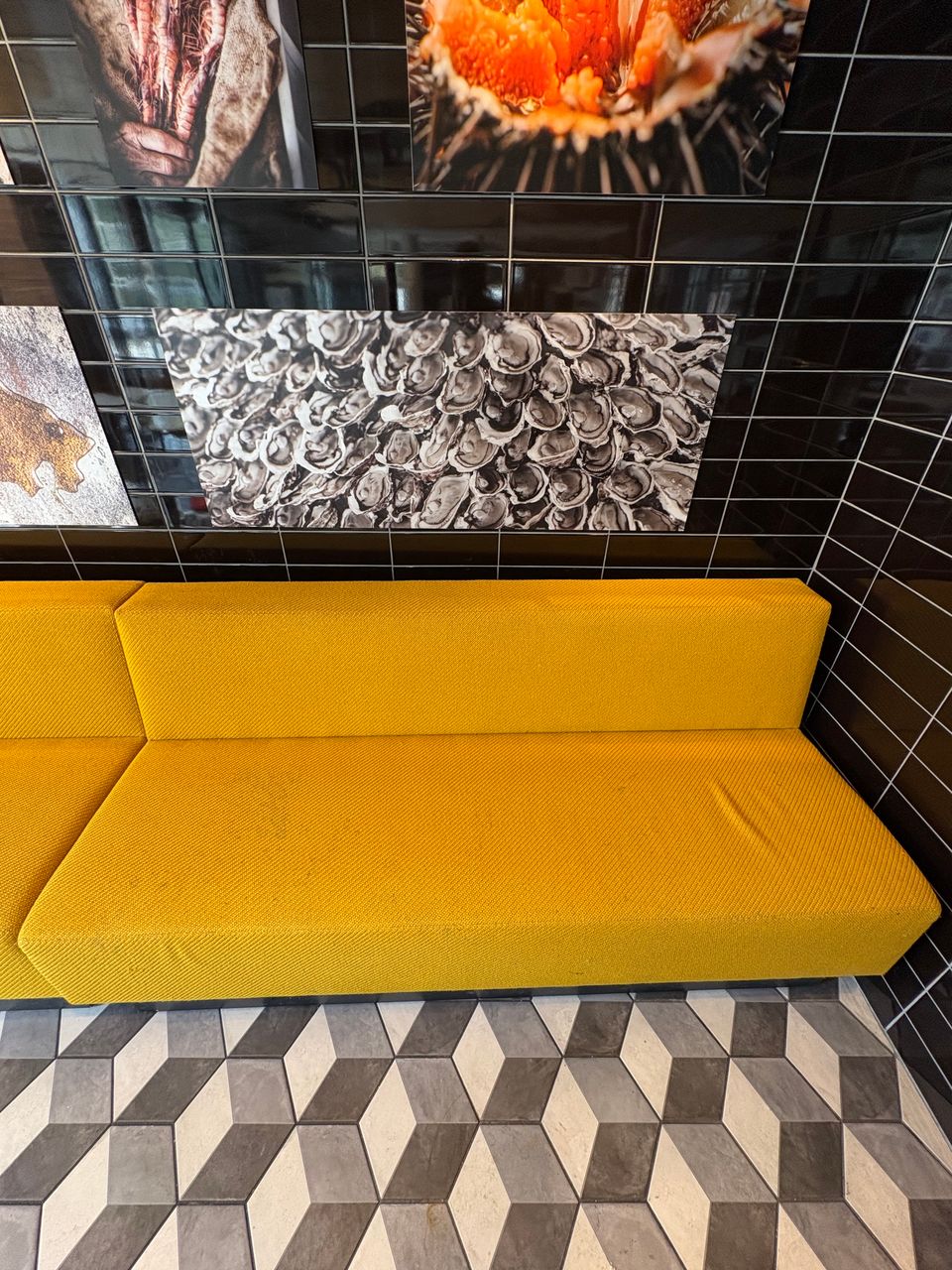 Nettoyage en profondeur d’une banquette de restaurant à Montpellier