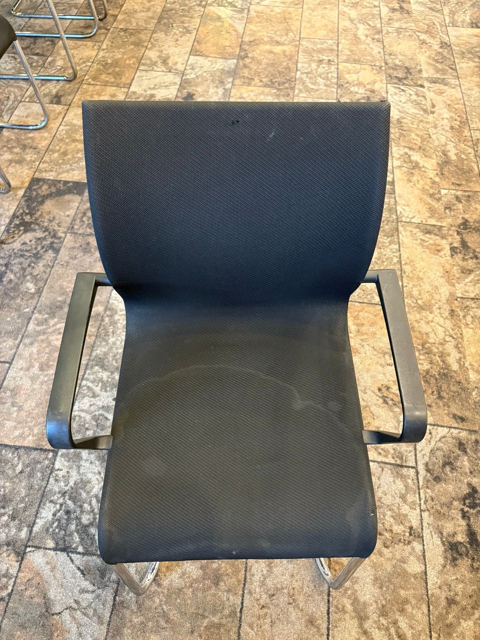 Nettoyage de chaise / salle de conférence