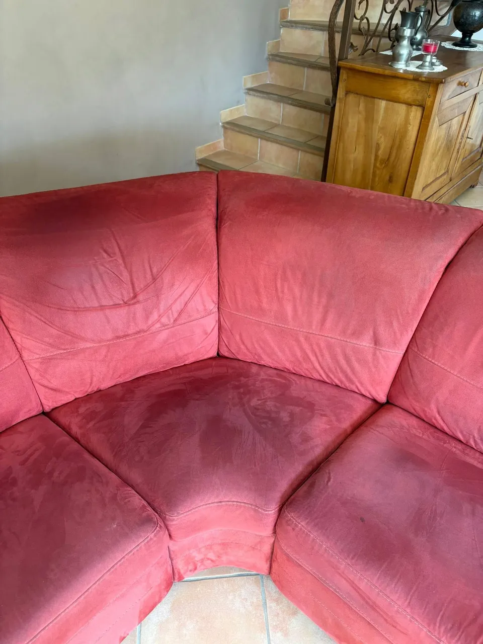 Avant nettoyage et désinfection - Eco Clean Up 34 Nettoyage Mobiliers Textile Hérault - Canapé Aligan du Vent