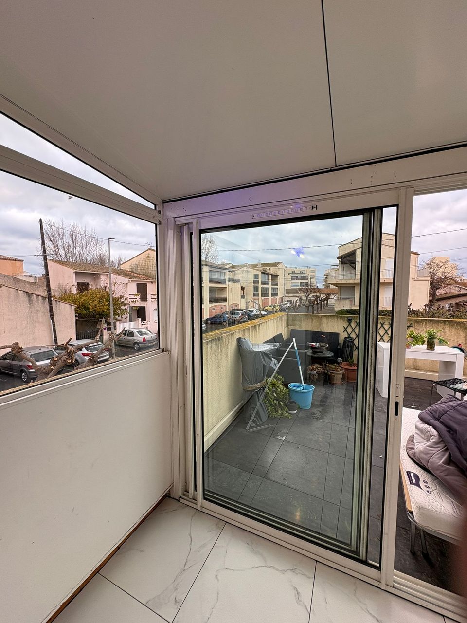 Nettoyage et entretien professionnel : remise en état d'un appartement au Grau d'Agde - Vitreries - Par Eco Cleanup 34 - Hérault