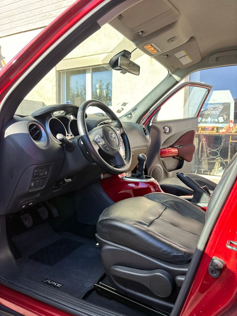 Nettoyage intérieur complet nissan juke à domicile