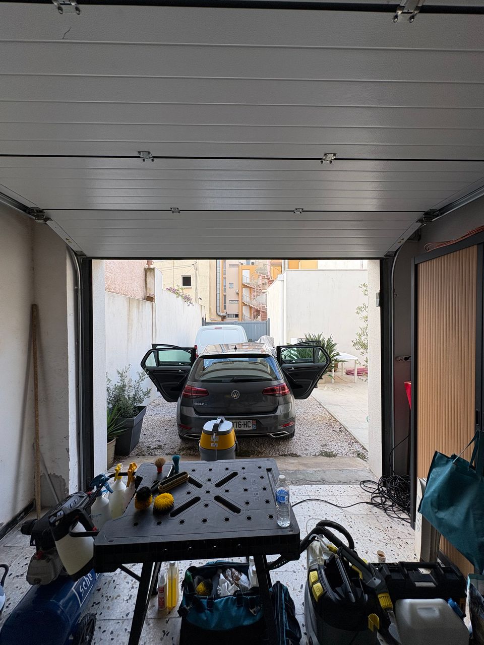 Image representing a link for Nettoyage intérieur complet Golf 7 au Grau-d’Agde