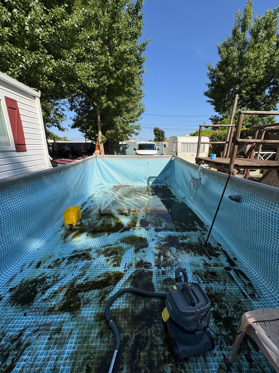 Nettoyage de piscine à Agde / Haute pression