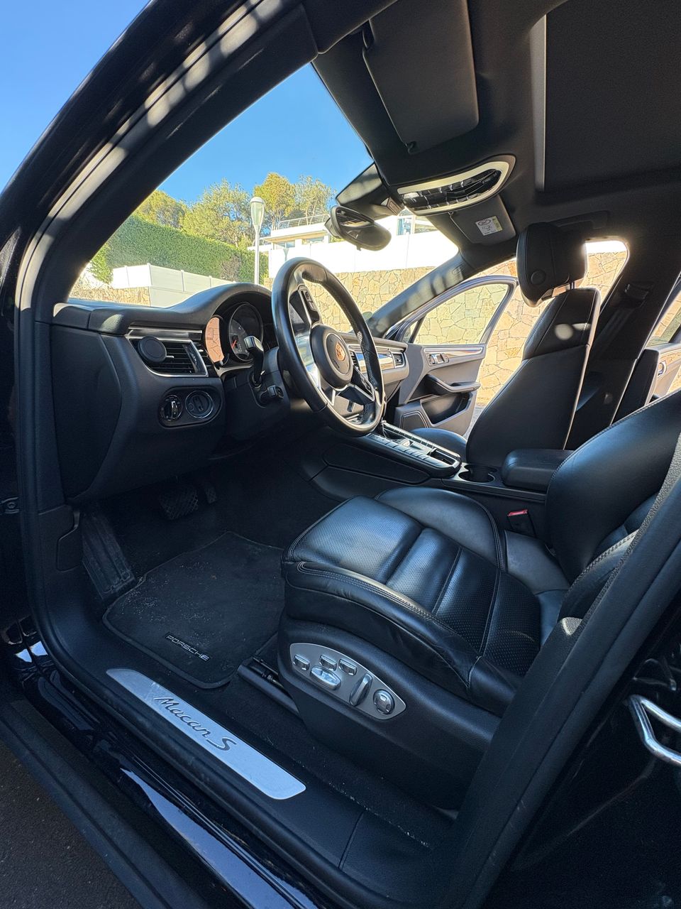Nettoyage interieur complet porshe macan