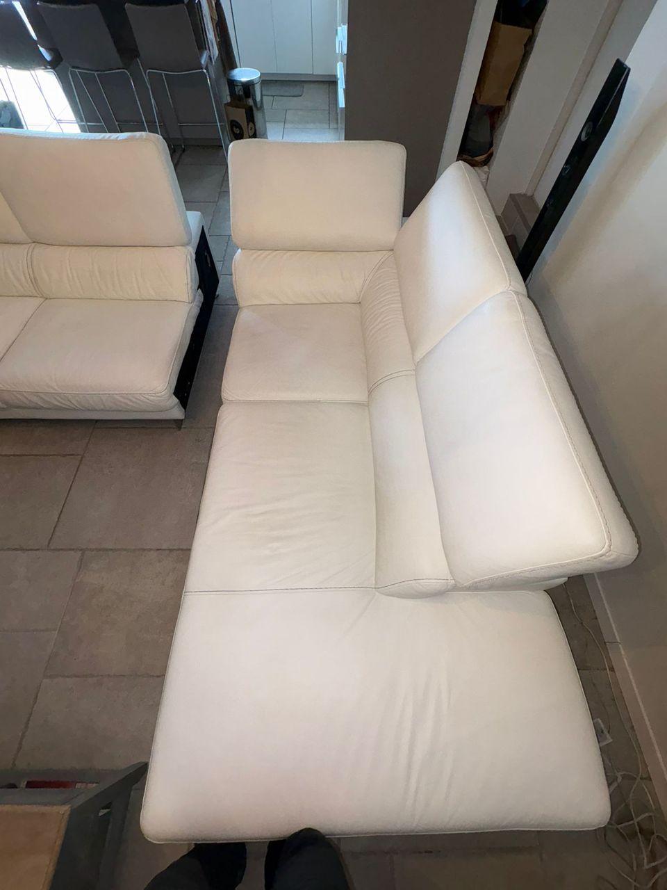 Nettoyage professionnel de canapés et fauteuils en cuir à Bessan - Eco Clean Up 34 - Hérault