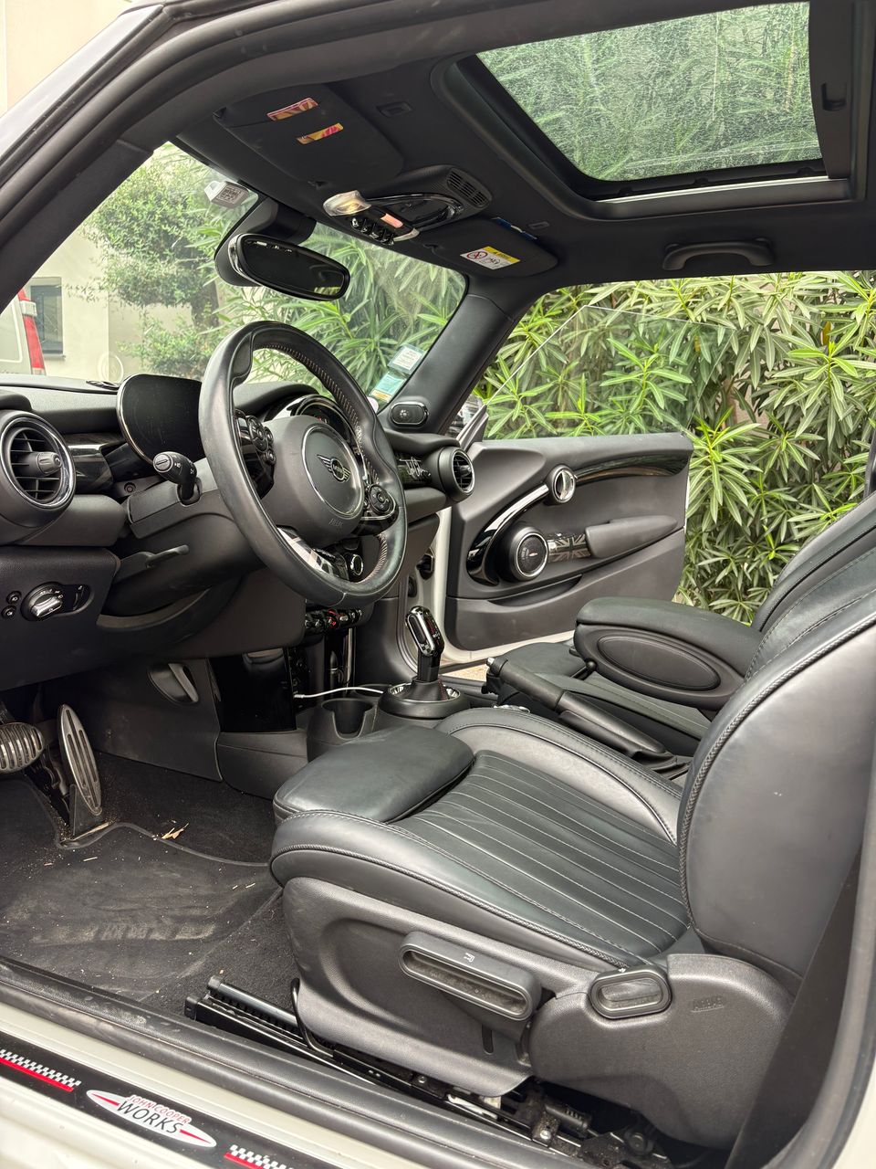 Nettoyage professionnel Mini Cooper S à Agde