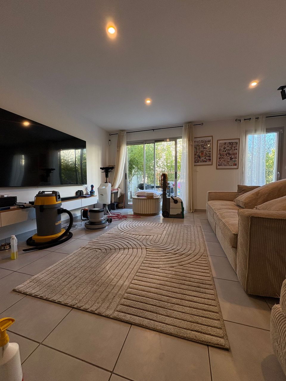  Nettoyage professionnel d’un tapis au Grau d’Agde réalisé par Eco Clean up 34.