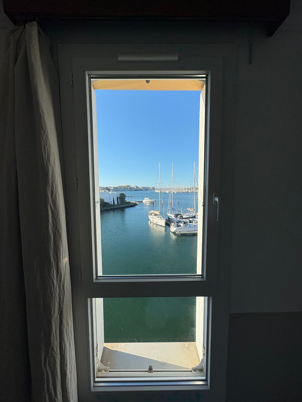 Nettoyage professionnel des vitres au cap d'agde